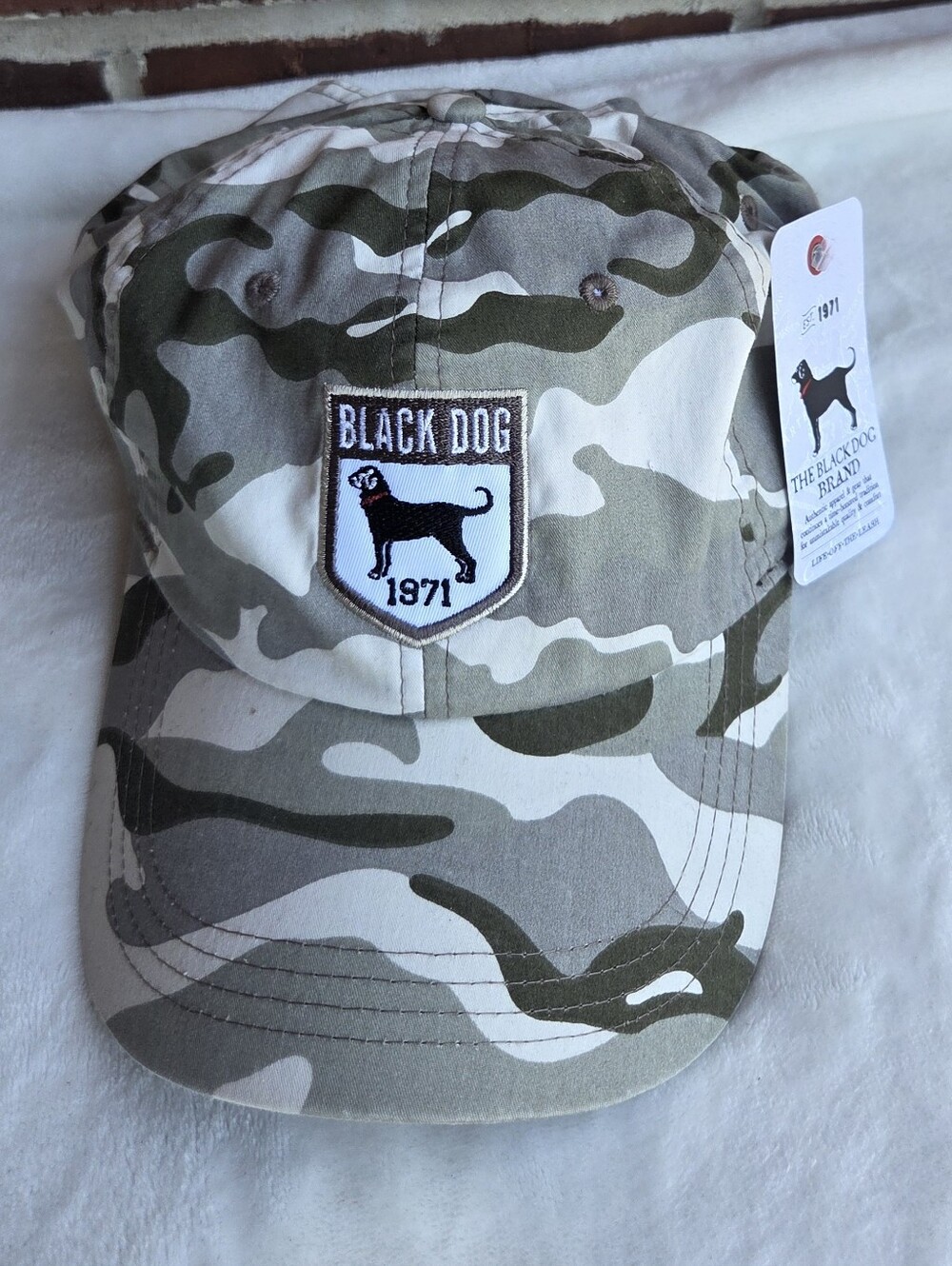 The Black Dog 1971 Camo Baseball Cap Adjustable Lightweight Classic Curved Hat N - Picture 1 of 8